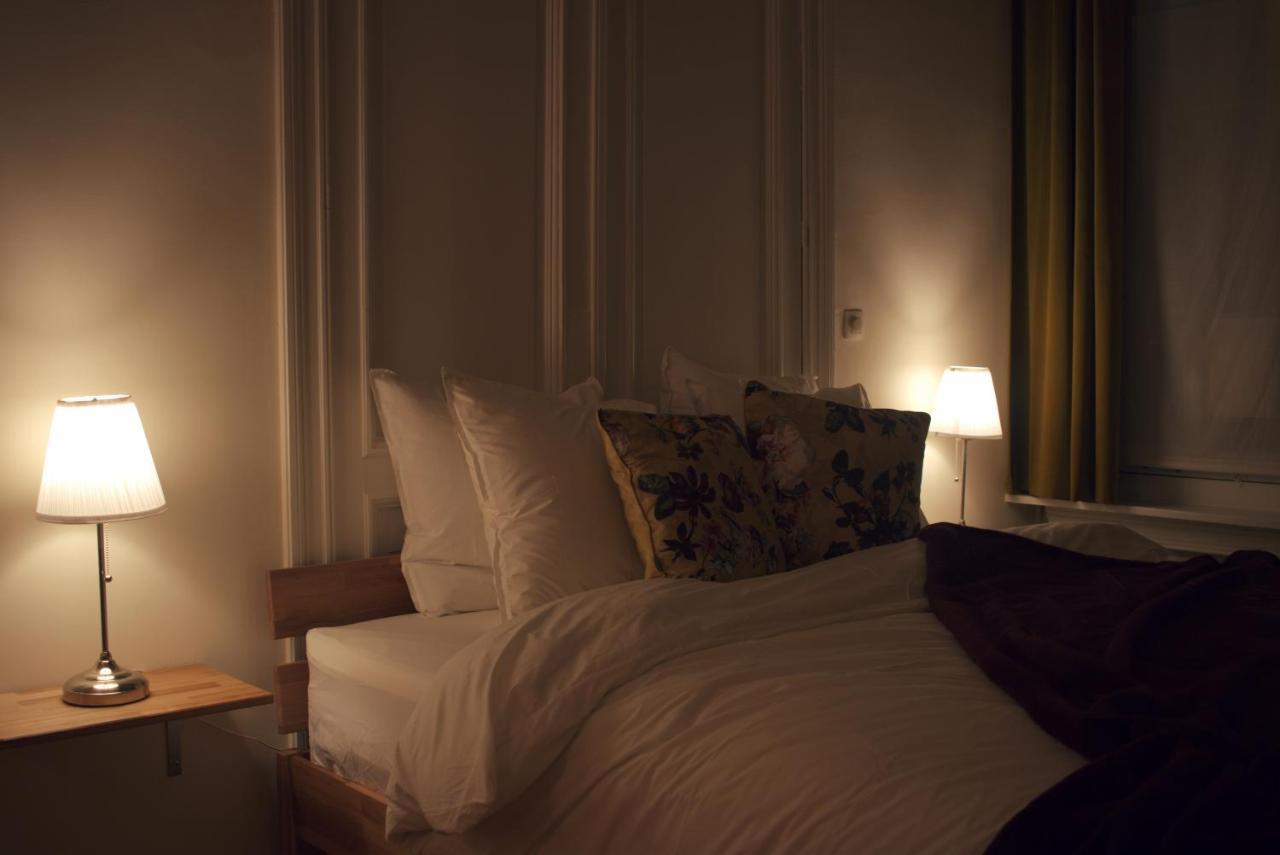 Quiet Apartment In Antwerp Near Parc - B&B Intermezzo - Business & Leisure Szoba fotó